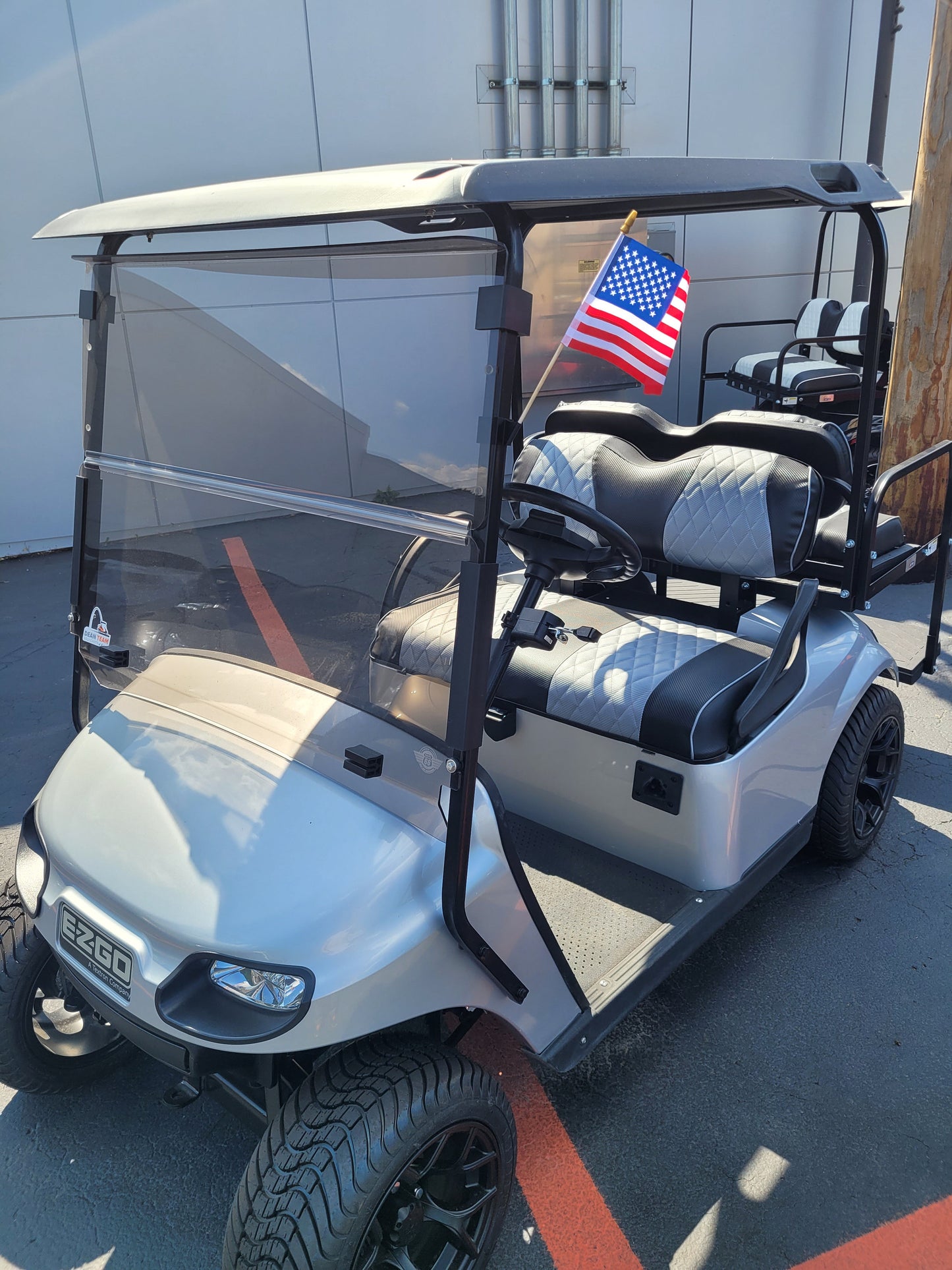 Golf Cart American Flag Holder USA United States Flag with Wood Stick Pole, Clips On Golf Cart Bar Struts Independence Day July 4th Golf