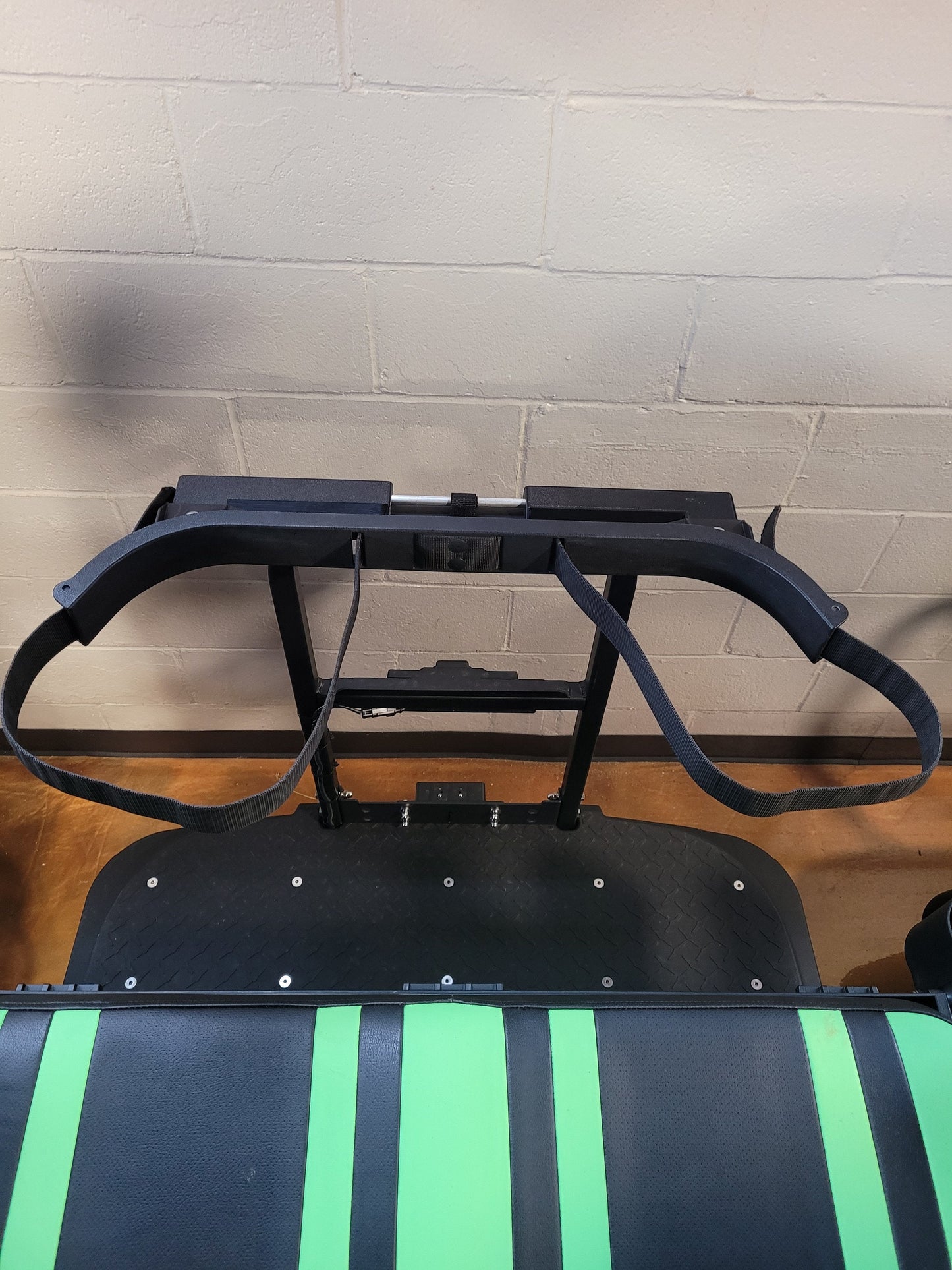ELITE Golf Cart Golf Bag Holder Attachment, Easily Removable, No Drilling Required, fits 1" Wide Square Grab Bar Rear Seat