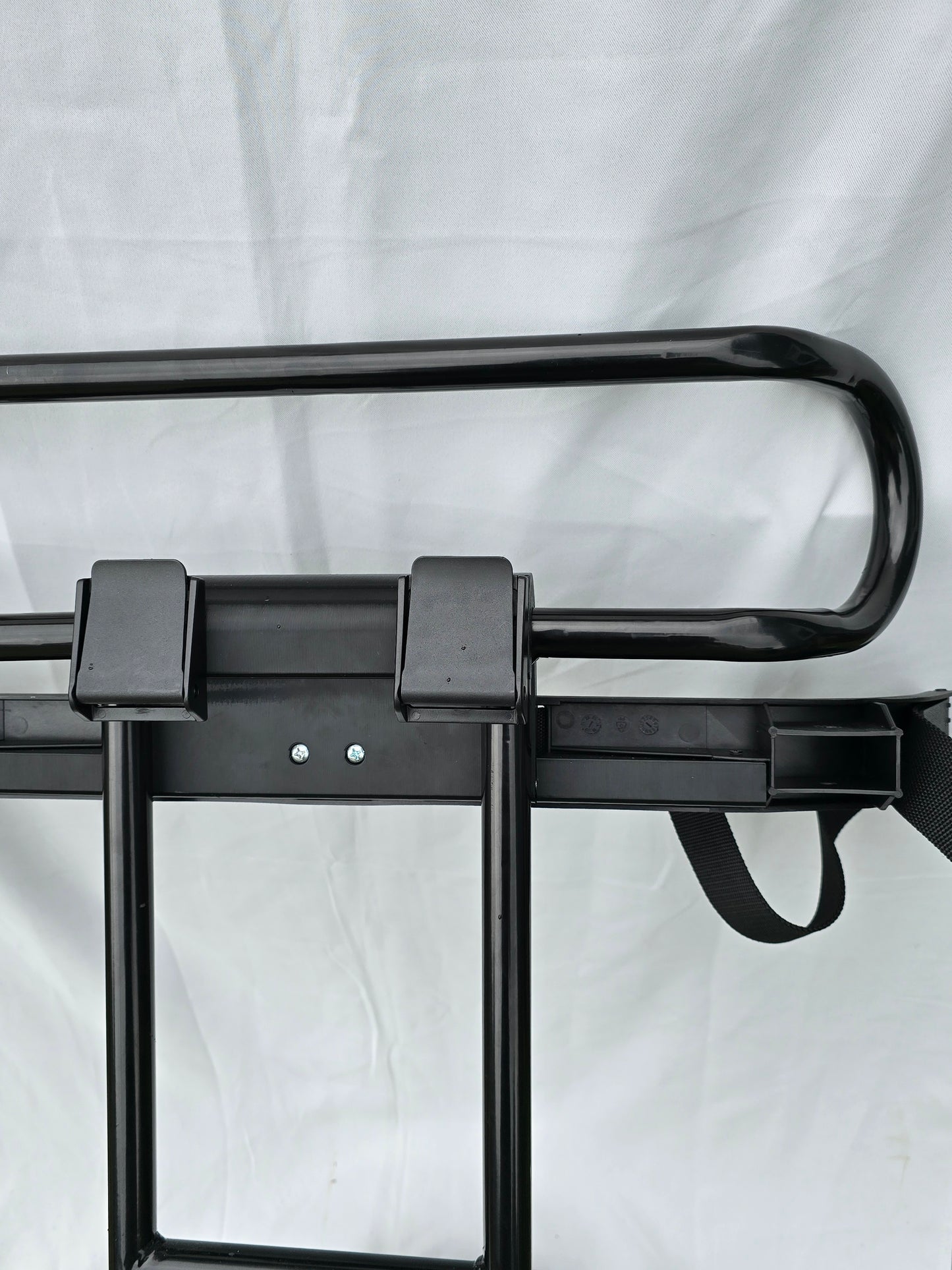 Evolution Golf Cart Golf Bag Holder, Easily Removable, No Drilling Required, fits Evolution Forester 4 6 Classic 4 6 Plus